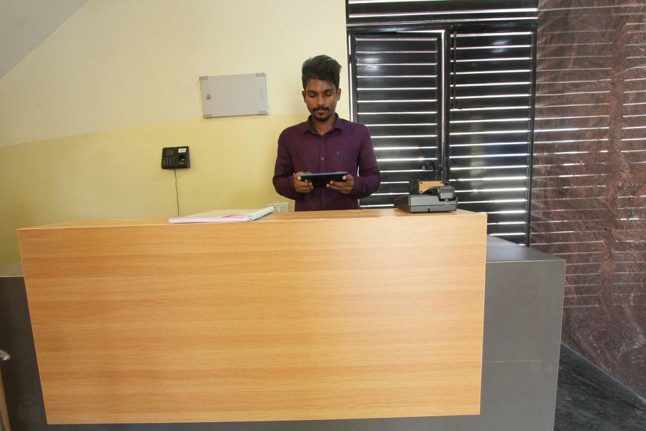 Hotel Oyo Flagship 31042 Sunil Residency Coimbatore Exterior foto