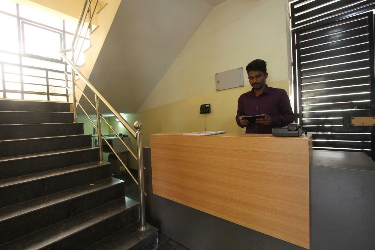 Hotel Oyo Flagship 31042 Sunil Residency Coimbatore Exterior foto